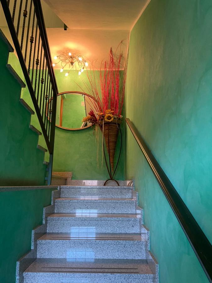 Casa Azzurra Camere Serravalle Sesia ภายนอก รูปภาพ