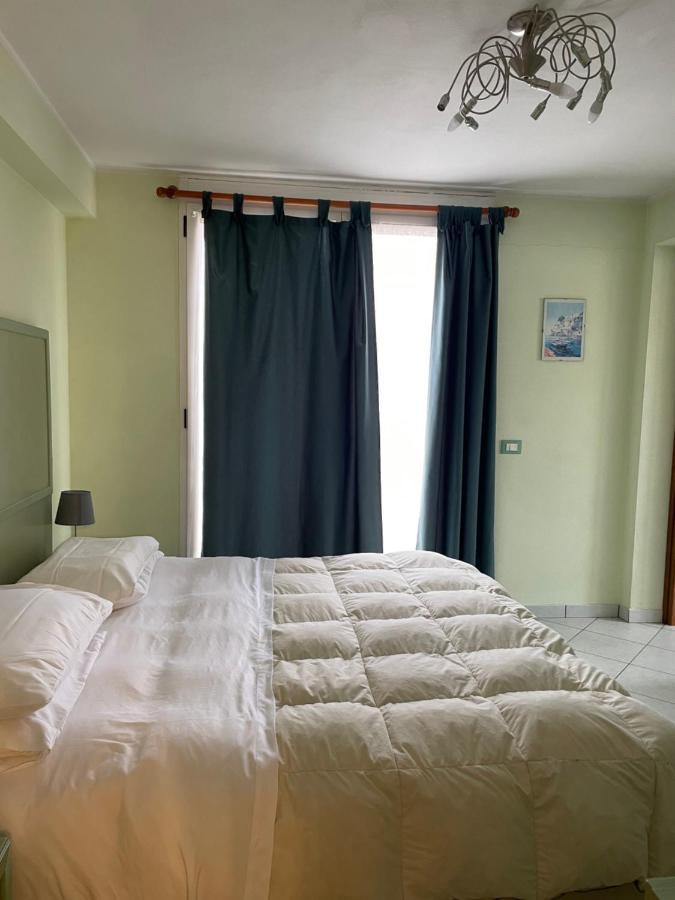 Casa Azzurra Camere Serravalle Sesia ภายนอก รูปภาพ
