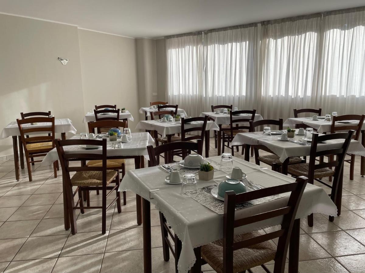 Casa Azzurra Camere Serravalle Sesia ภายนอก รูปภาพ