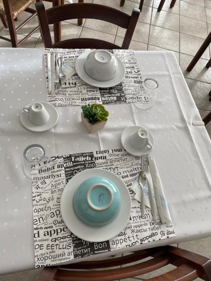 Casa Azzurra Camere Serravalle Sesia ภายนอก รูปภาพ